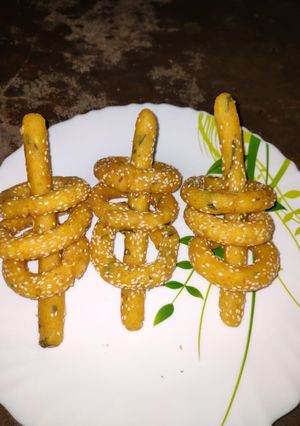A picture of SEGDALU/ CHEGODILU/ RICE POWDER RINGS.