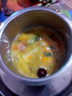 பருப்பு ஸ்பெஷல்சாம்பார் (Sambar recipe in tamil) செய்முறை முக்கிய புகைப்படம்