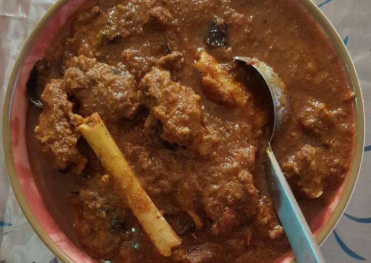 The Simple and Healthy Mutton varutha curry