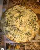 Pizza batida de muzzarella a la fugazzeta con provenzal y reggianito 🙌🏻😋