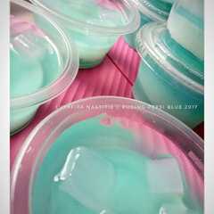 A picture of Puding pepsi blue.