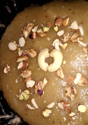 A picture of Maash ki dal ka halwa ❤ماش کی دال کا حلوہ.