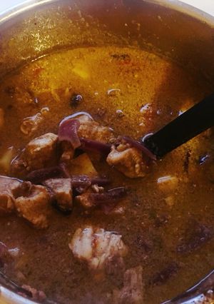 A picture of Easy one pot chicken curry.