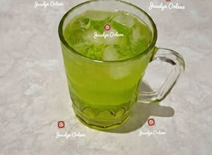 Foto resep Es Marjan Melon - Minuman Segar Rumahan by Jesslyn Orlane
