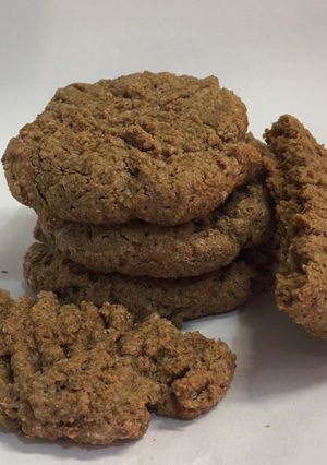 Una foto de Galletas de mantequilla de maní☕️