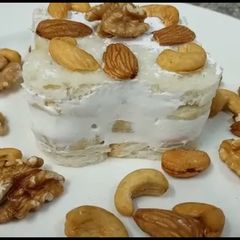 Bread🍞 Banana🍌 cream cheese dessert A picture of Bread🍞 Banana🍌 cream cheese dessert.