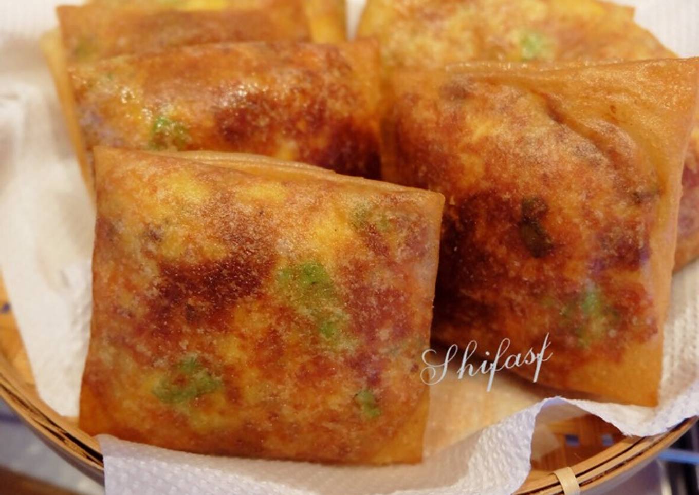 Martabak telor mini