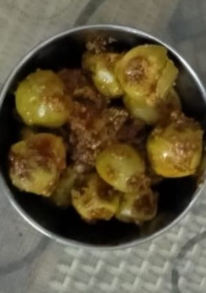 A picture of Gunda Pickle /Lasode Ka Aachar.