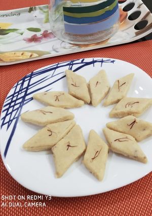 A picture of Kaju katli.