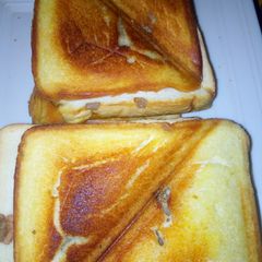 A picture of Toasted bread.
