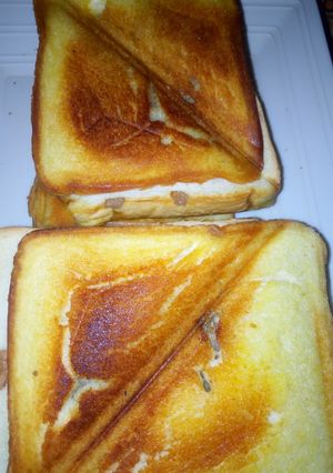 A picture of Toasted bread.