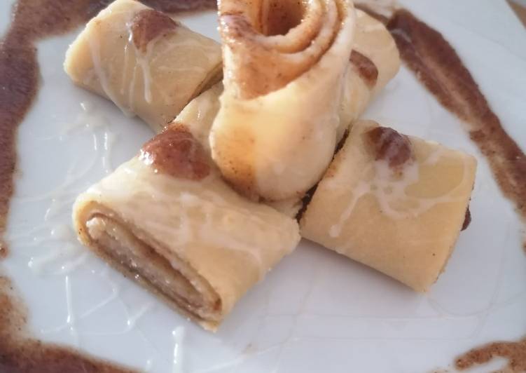 Rollito de canela en masa de crepps