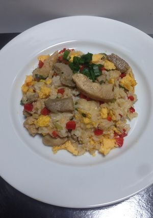 Una foto de Arroz chaufa!
