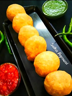 खस्ता दाल कचौड़ी (Khasta dal Kachori recipe in Hindi) रेसिपी मुख्य फोटो