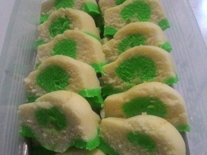 Resep Bolu kukus santan simple yang Sempurna