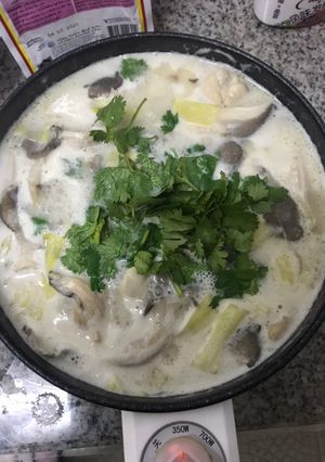 A picture of Tom Kha Gai (Thai Coconut Chicken Soup).