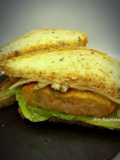Una foto de Sándwich de hamburguesa de langostinos