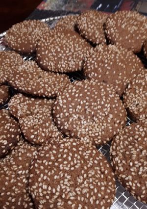 Una foto de Galletitas de miel y Sésamo
