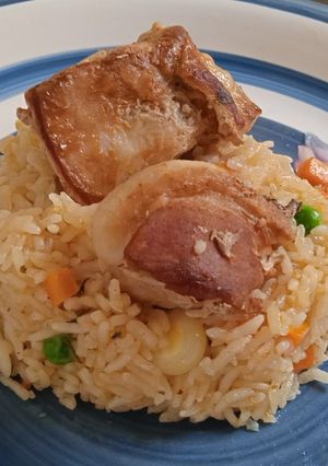 Una foto de Arroz con chancho