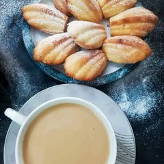 A picture of Madeleines.