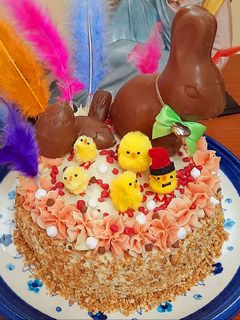Una foto de Mona de Pascua de chocolate blanco