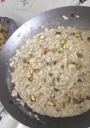 Foto de Risoto de gorgonzola com pera e pistache