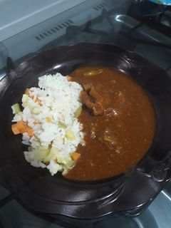 Una foto de Bistec al chile Pasilla con nopales