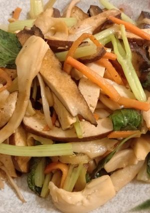 炒杏菇豆乾（全素） 的食譜成品照片