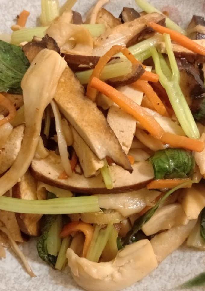 炒杏菇豆乾（全素） 的食譜成品照片