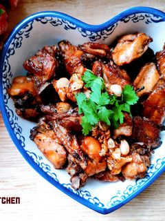 Hình của món Gà cháy tỏi.