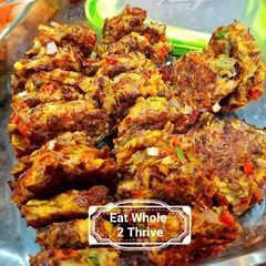 Chicken vegetable patties 鸡肉饼 A picture of Chicken vegetable patties 鸡肉饼.