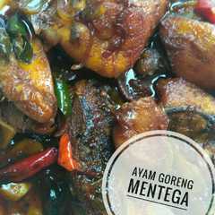 A picture of Ayam Goreng Mentega.