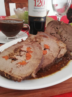 Una foto de Carne mechada a la chilena