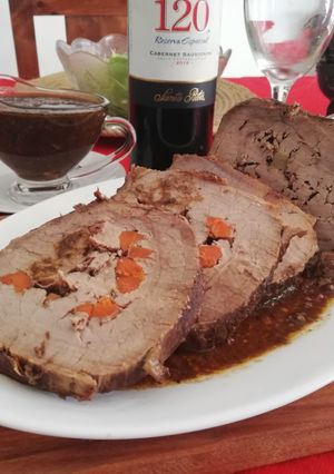 Una foto de Carne mechada a la chilena
