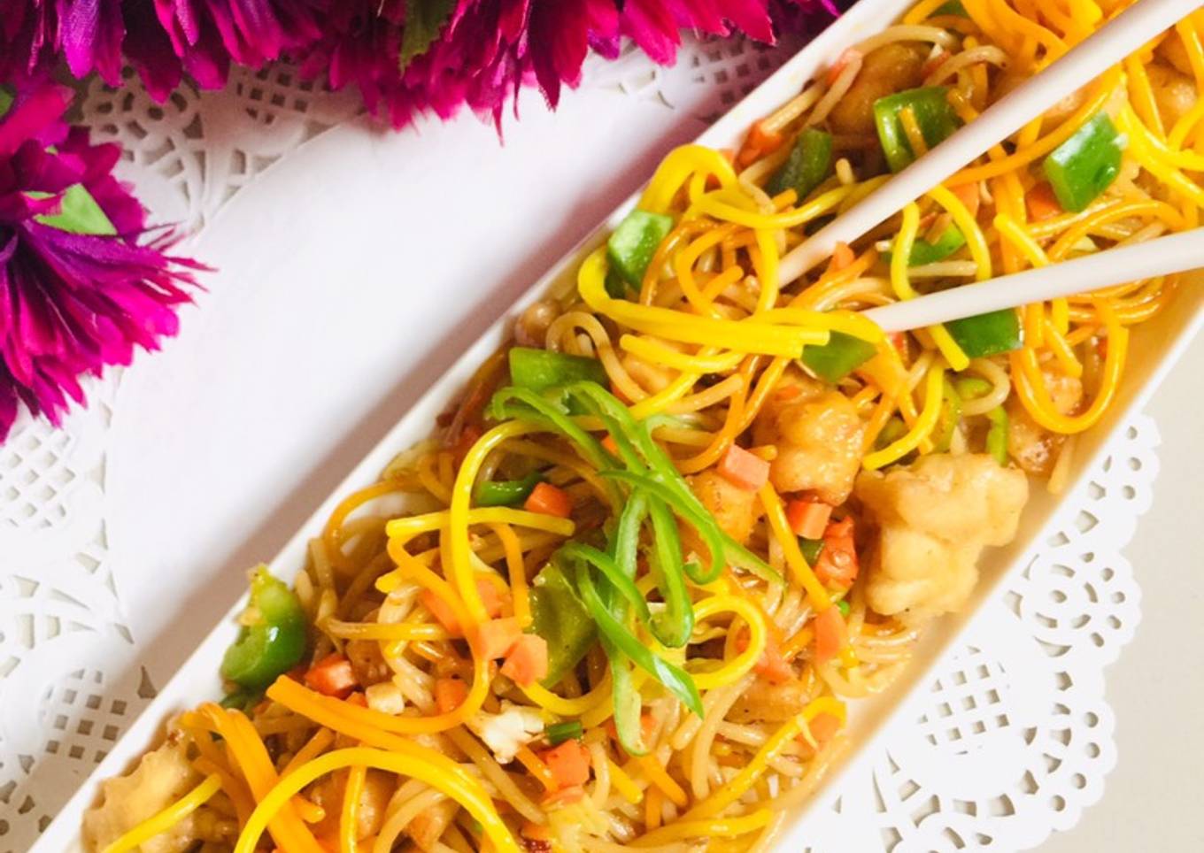 Chowmein with coloured spaghetti 🤗🤗🤗