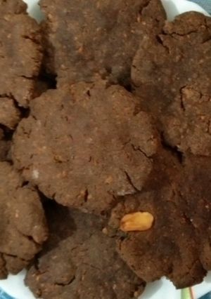A picture of Ragi Mathri.