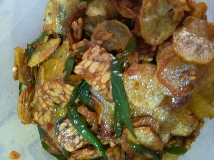 Yuk intip, Cara praktis buat Sambal keripik kentang tempe cabe ijo  sedap