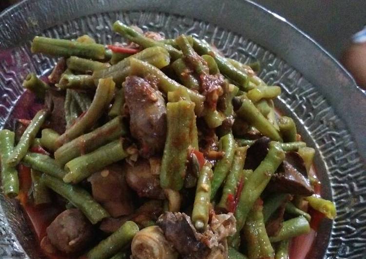 Cara Menyiapkan Tumis Kacang panjang ampela yang simpel