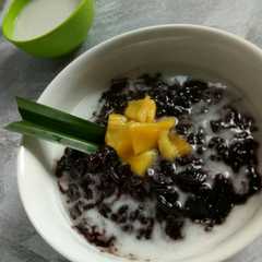 A picture of Bubur Ketan Hitam Nangka.
