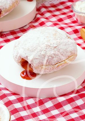 Foto resep Pumpkin Peanut Butter & Jelly Doughnut