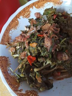 Foto resep Oseng daun singkong teri sepesial