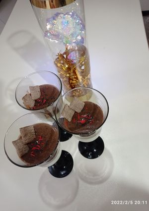 عکسی از دستور پودینگ دو رنگ وانیلی و شکلاتی