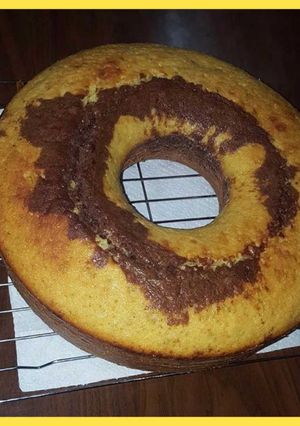 صورة لوصفة كيك باللّيمون والكاكاوا مع الفستق وجوز الهند