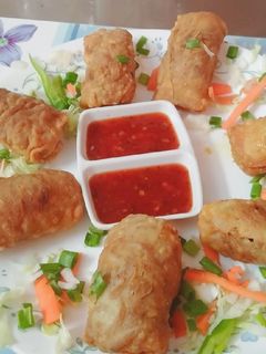 ચાઇનીઝ રોલ (Chinese Roll Recipe in Gujarati) રેસીપી મુખ્ય ફોટો