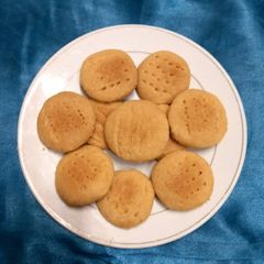 A picture of Biscuits with custard flavour 🫓 🫓 diet biscuits.