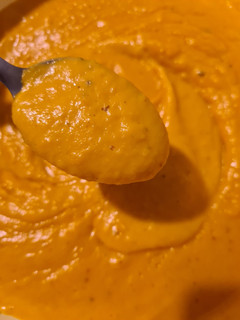 Una foto de Sopa crema de calabaza en cacerola