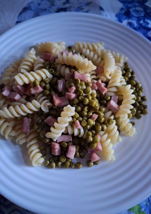 Foto di Pasta con piselli e prosciutto