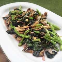 A picture of Mix Bayam Jamur.