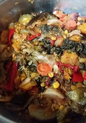Una foto de Calditos de verdura caseros...🍅🍆🥕🌶🌽🌳🌿🍃
