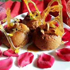 A picture of Ricotta cheese cake with date palm molasses.